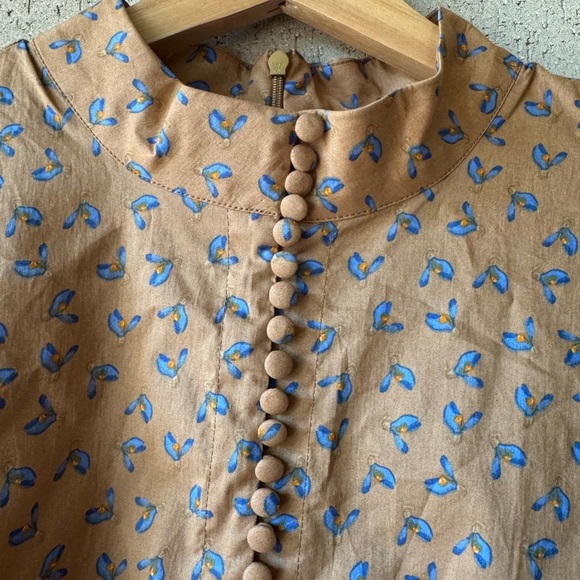 Just Female | Tan Merle Shirt with Blue Floral Khaki Floral Button Down - Picture 2 of 9